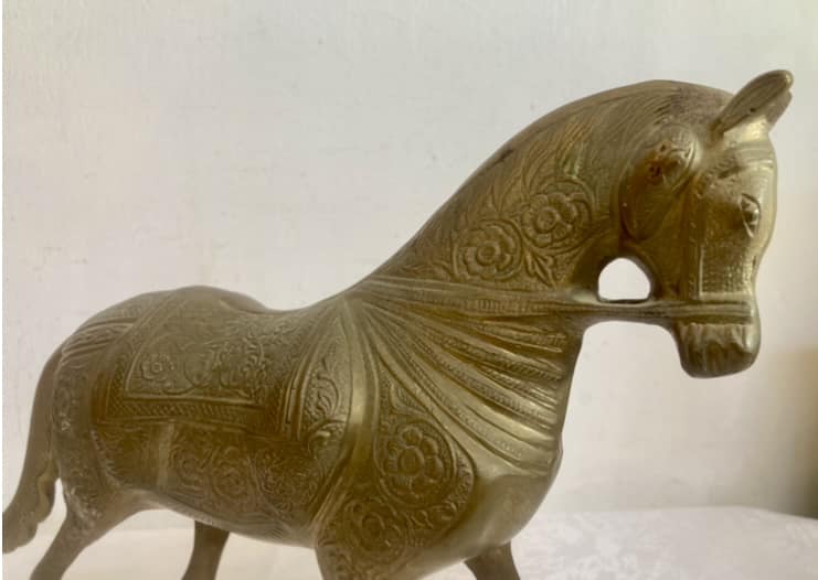 Large antique Chinese brass handmade horse. 33x26x10cm.