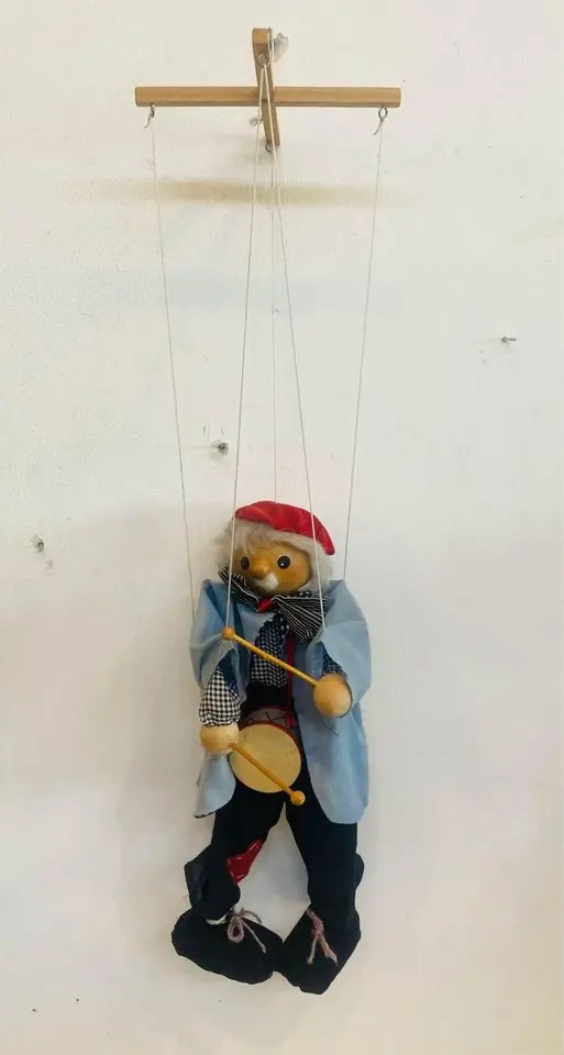 Antique 1940-50’s German heavy large solid wooden puppet / marionette! 45x25x20cm with strings 80 cm