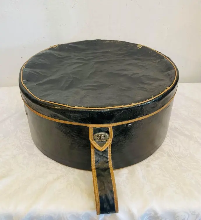 Antique Original Rare 1920-1940’s Hat Box ! 38x18cm
