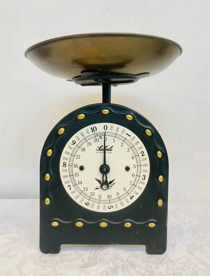 Antique German Metal & Brass kitchen scale (Fully restored)great working condition! 30x23x18cm