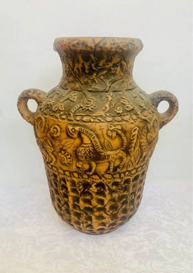 Large vintage handmade beautiful ceramic vase !