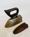 Antique rare coal iron with inside warming plate. 22x17x10cm