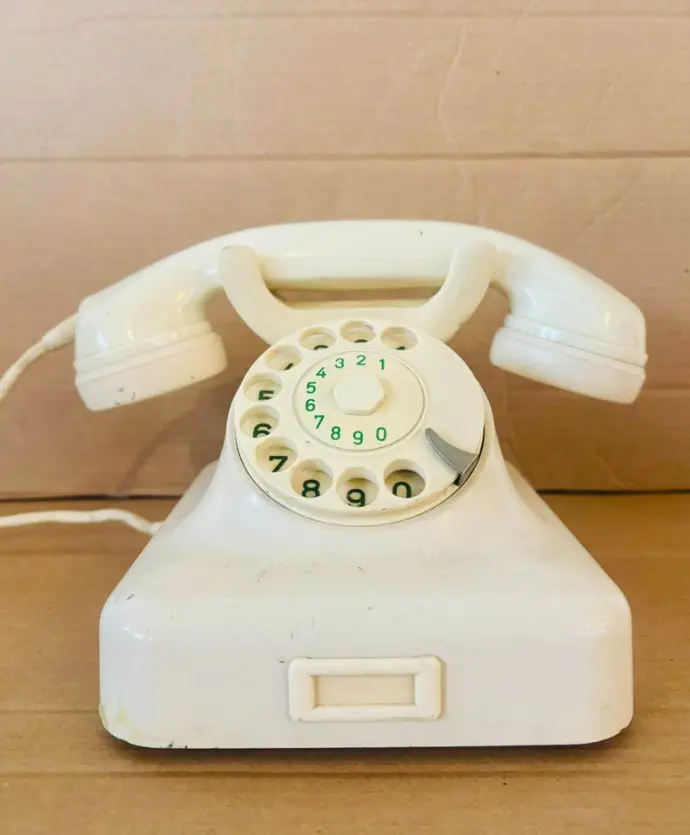 Antique 1940’s Large Heavy Bakelite German Rotary Telephone. 25x20x16cm