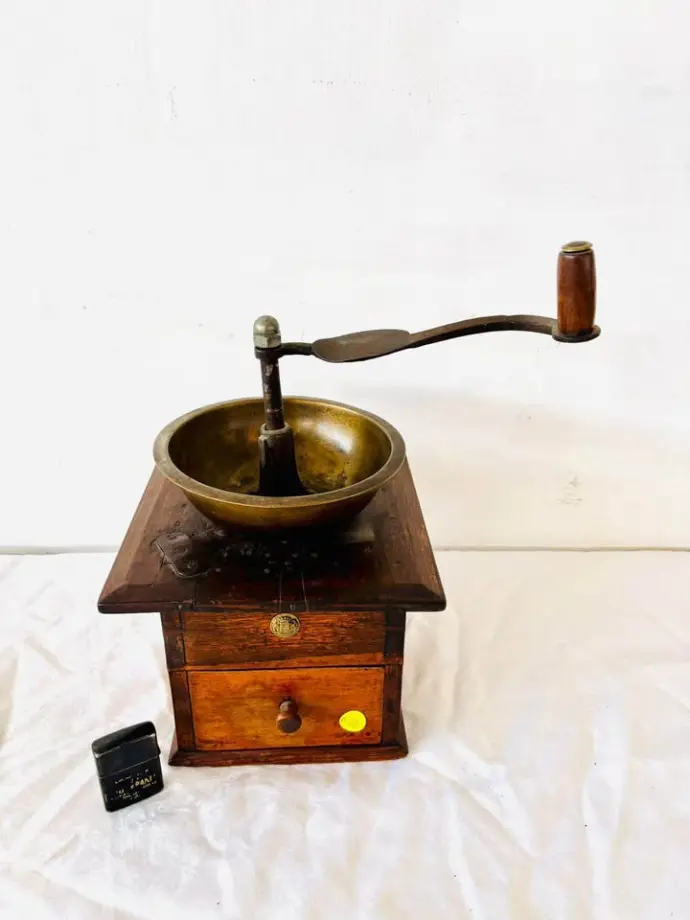 Antique original 1800’s oversized very large wooden, metal & brass grinder. Working.34x30x20cm