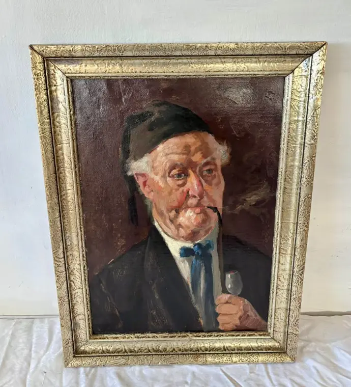 Antique oil painting on wooden board framed and signed. 60x45cm.