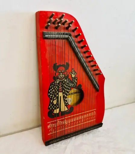 Vintage 1950’s rare German wooden Zithern (concert guitar) working. 35x21cm