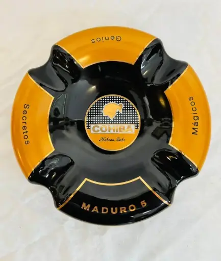 Very rare large collectible Cohiba porcelain ashtray designed by Nelson Alfonso. unused in box. 22x4cm