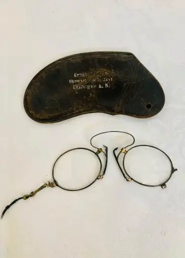 Antique rare 1800’s glasses with leather pouch! 10x4cm
