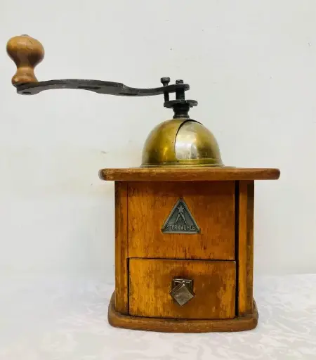 Antique 1800’s DRGM German heavy Wooden & Brass coffee grinder! 27x6cm