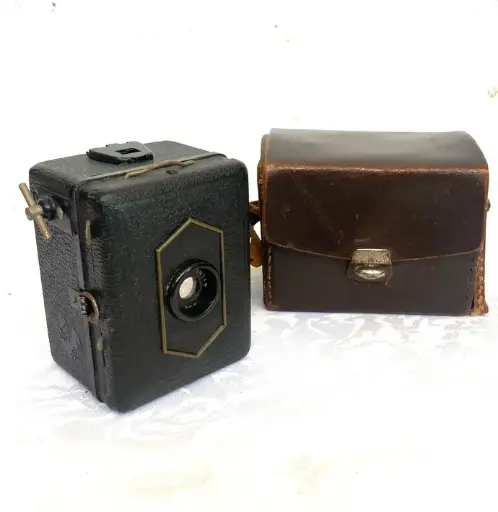 Antique 1940-50’s rare Zeiss icon baby box spy camera !
