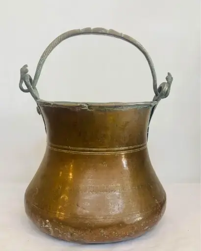 Antique Copper Pot With Handle! 30x25cm Handle 37cm