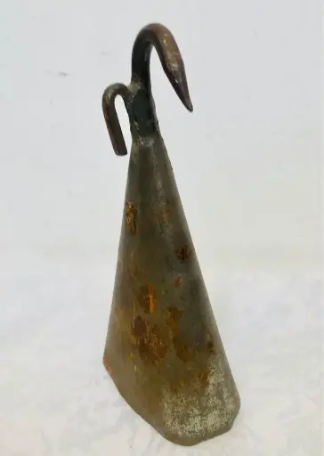 Large antique metal church candle snuffer! 17x9x5cm