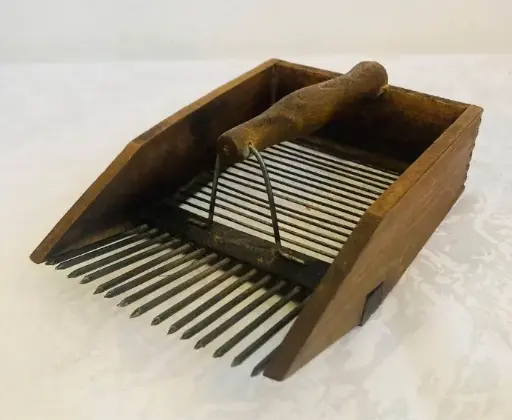Antique handmade farm tool! 20x8x13cm