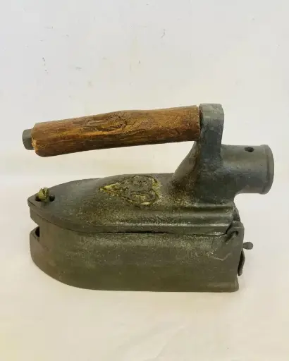 Antique rare 1800’s coal iron with chimney. (Restored) 23x18x9cm.