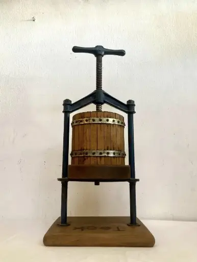 Antique collectible Teck wine/grape presser.(working). 42x20x18cm