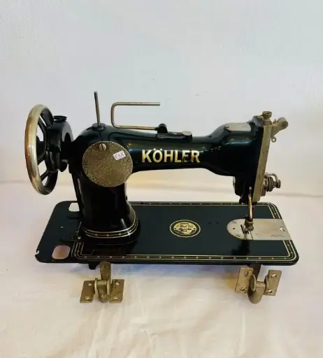 Antique 1929-40’s KOHLER Cast Iron Sewing Machine. Great Working Condition 42x28x18cm