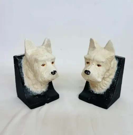 Pair of Vintage Heavy Collectibles Terrier Cast Iron Bookends. 13x10x7cm