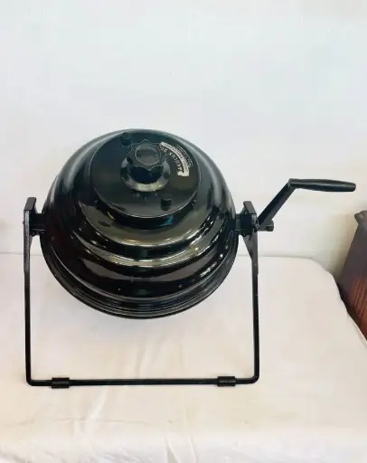 Antique Rare 1920’s Hand Crank German Washing Machine in Great Working Condition. 55x45x35cm