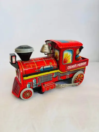 Vintage tin toy train. Made in Czechoslovakia. Great condition. 28x17x10cm