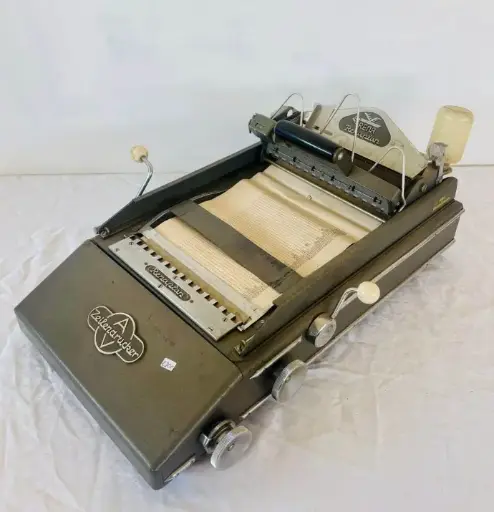 Antique 1950’s Heavy German Metal Duplicator / Copy Machine. 55x36x20cm