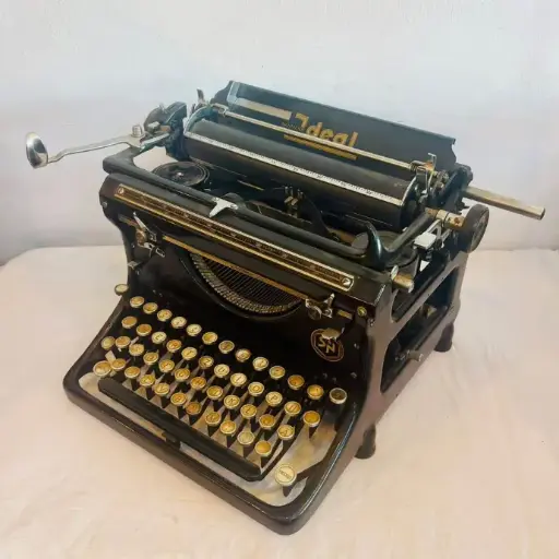 Antique 1900-20’s Ideal Cast Iron Desk Typewriter. Great Condition. Fully Working. 33x31x23cm
