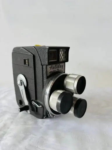 Vintage collectible super 8 mechanical video camera. Working.